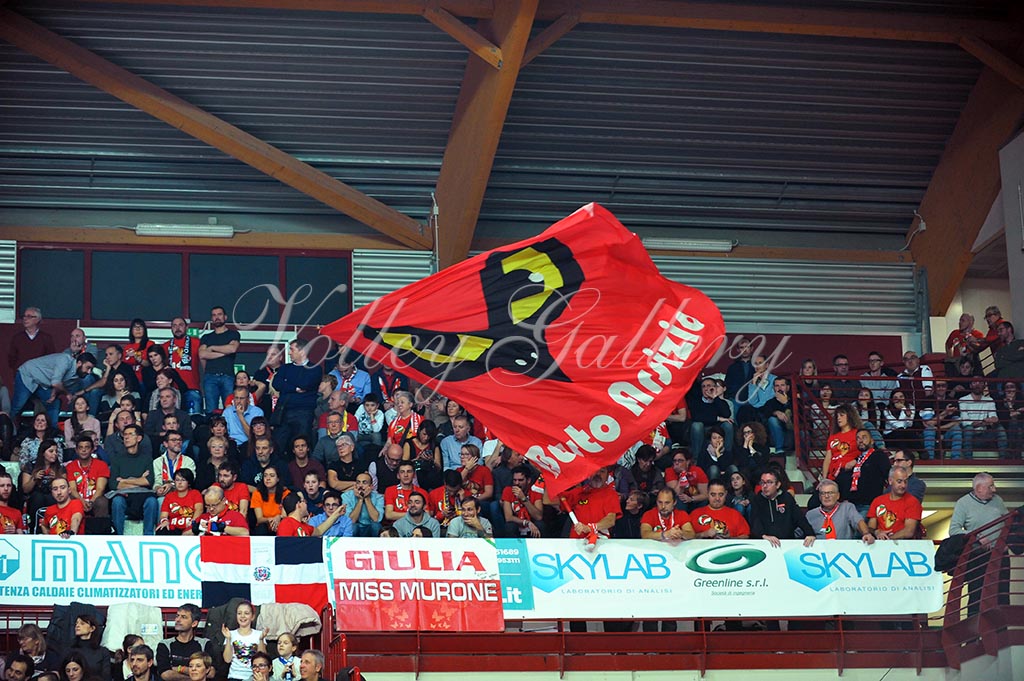 Igor NO-Yamamay (10)